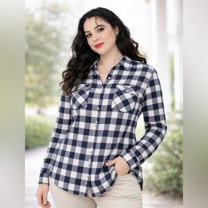 Forever 21 Blue & White Buffalo Plaid Button Down Shirt Size M Flannel Top